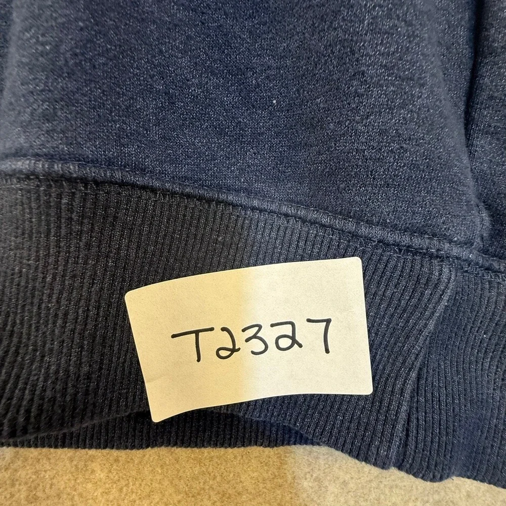 IZOD Advantage Performance Mens XL Sweatshirt Colorblock Blue Crewneck Pullover